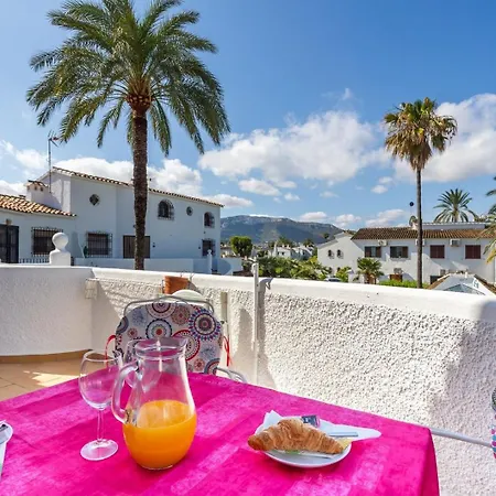 شقة Gorgeous, Sunny With Mountain Views